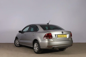 Седан Volkswagen Polo 2019 года, 1349000 рублей, Новосибирск