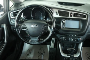 Хетчбэк Kia Ceed 2014 года, 1189000 рублей, Омск