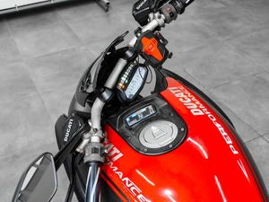 Ducati Diavel Carbon 2012 года, 950000 рублей, Тюмень