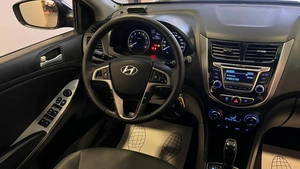 Хетчбэк Hyundai Solaris 2015 года, 999000 рублей, Красноярск