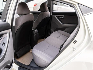 Седан Hyundai Elantra 2015 года, 1350000 рублей, Краснодар