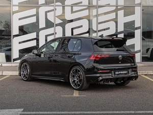 Хетчбэк Volkswagen Golf R 2023 года, 6200000 рублей, Краснодар