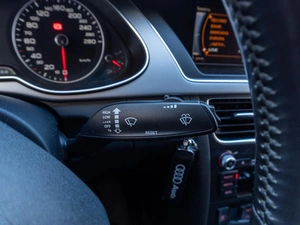 Седан Audi A4 2012 года, 1539000 рублей, Саратов