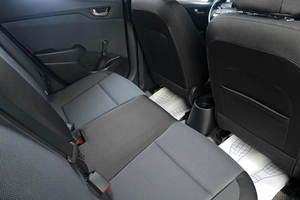 Седан Hyundai Solaris 2017 года, 1359000 рублей, Тюмень