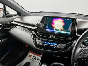 Внедорожник Toyota C-HR 2017 года, 1899000 рублей, Красноярск