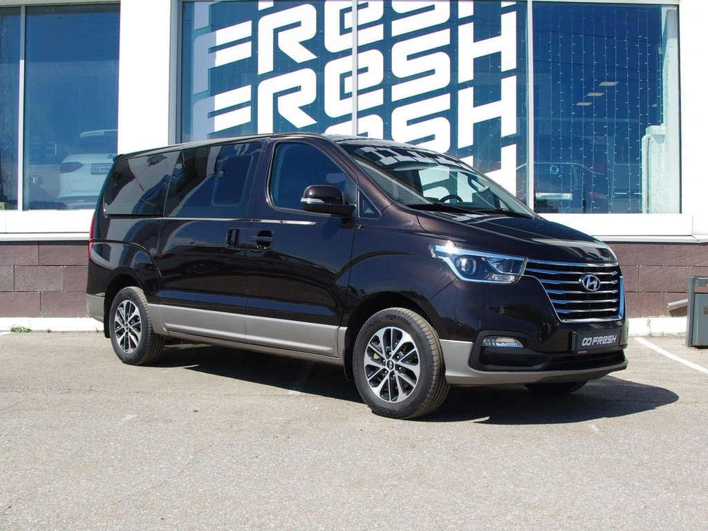 Минивэн Hyundai Grand Starex 2019 года, 3899999 рублей, Владимир