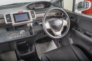 Минивэн Honda Freed 2012 года, 999000 рублей, Томск