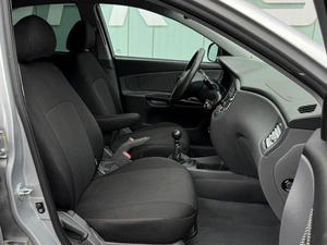 Хетчбэк Kia Rio 2011 года, 599000 рублей, Кропоткин