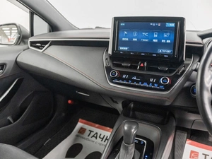 Хетчбэк Toyota Corolla 2018 года, 1550000 рублей, Красноярск