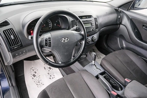 Седан Hyundai Elantra 2009 года, 849000 рублей, Красноярск