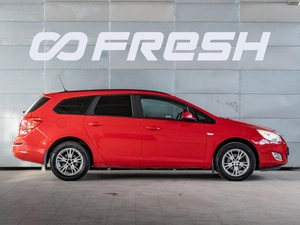 Универсал Opel Astra 2012 года, 799000 рублей, Краснодар