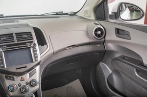 Седан Chevrolet Aveo 2015 года, 739000 рублей, Томск