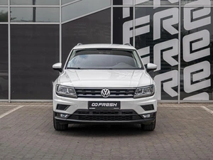 Внедорожник Volkswagen Tiguan 2018 года, 2720000 рублей, Краснодар
