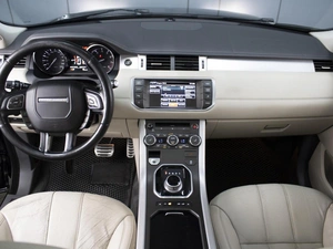 Внедорожник Land Rover Range Rover Evoque 2014 года, 1795000 рублей, Омск