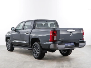 Пикап Mitsubishi L200 2025 года, 5549999 рублей, Москва