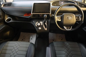 Минивэн Toyota Sienta 2020 года, 1619000 рублей, Омск