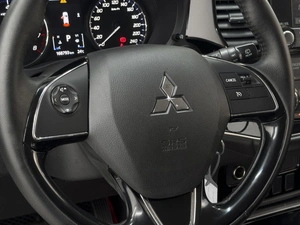 Внедорожник Mitsubishi Outlander 2018 года, 1650000 рублей, Ростов-на-Дону