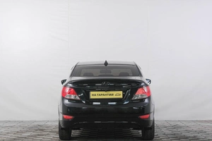 Седан Hyundai Solaris 2012 года, 799000 рублей, Кемерово