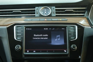 Седан Volkswagen Passat 2015 года, 1639000 рублей, Омск