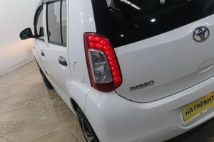 Хетчбэк Toyota Passo 2015 года, 729000 рублей, Новокузнецк