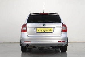Универсал Skoda Octavia 2011 года, 859000 рублей, Челябинск