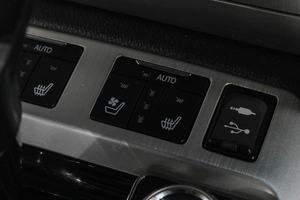 Внедорожник Toyota Land Cruiser 2015 года, 5319000 рублей, Новокузнецк