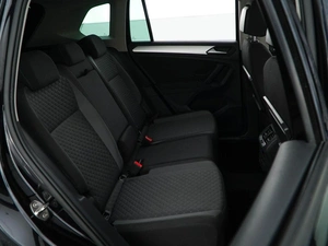 Внедорожник Volkswagen Tiguan 2019 года, 2227196 рублей, Москва