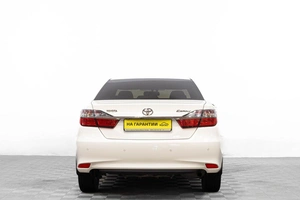 Седан Toyota Camry 2016 года, 2319000 рублей, Барнаул