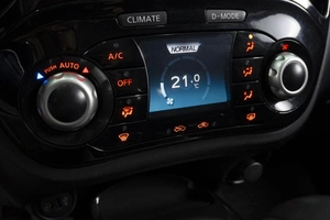 Внедорожник Nissan Juke 2013 года, 1090000 рублей, Омск