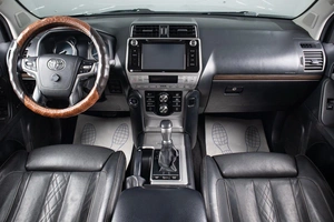 Внедорожник Toyota Land Cruiser Prado 2018 года, 4199000 рублей, Оренбург