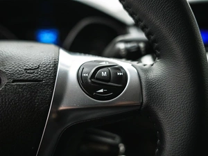 Хетчбэк Ford Focus 2012 года, 679000 рублей, Красноярск