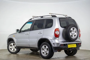 Внедорожник Chevrolet Niva 2010 года, 479000 рублей, Оренбург