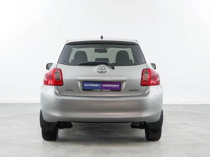 Хетчбэк Toyota Auris 2008 года, 649050 рублей, Москва
