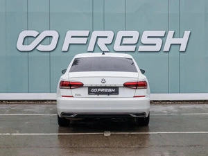 Седан Volkswagen Passat (North America) 2020 года, 2150000 рублей, Большой Сочи