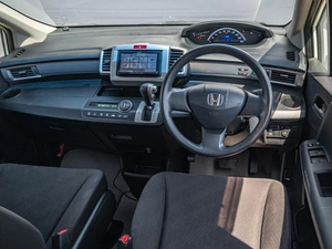 Минивэн Honda Freed 2011 года, 1150000 рублей, Краснодар