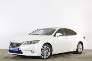 Седан Lexus ES 2012 года, 2149000 рублей, Тюмень