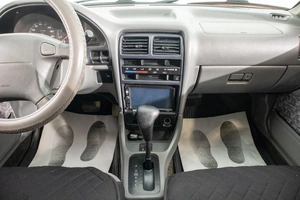 Седан Suzuki Swift 2002 года, 349000 рублей, Барнаул