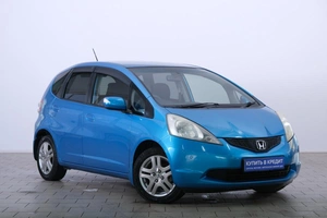 Хетчбэк Honda Fit 2008 года, 659000 рублей, Омск