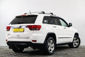Внедорожник Jeep Grand Cherokee 2011 года, 2039000 рублей, Сургут