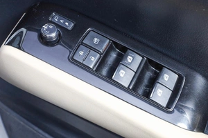 Минивэн Toyota Vellfire 2013 года, 3179000 рублей, Новосибирск