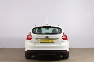 Хетчбэк Ford Focus 2013 года, 839000 рублей, Новосибирск
