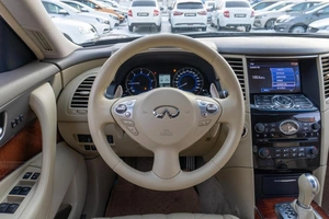 Внедорожник Infiniti FX30 2012 года, 2280000 рублей, Саратов