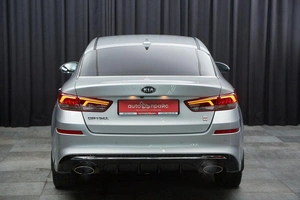 Седан Kia Optima 2019 года, 2097000 рублей, Красноярск