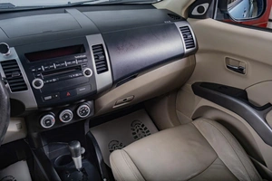 Внедорожник Mitsubishi Outlander 2007 года, 1229000 рублей, Томск