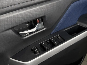 Минивэн Toyota Roomy 2018 года, 1280000 рублей, Нижневартовск