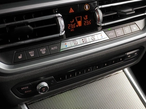 Седан BMW 3 серия 2019 года, 3199000 рублей, Воронеж