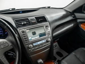 Седан Toyota Camry 2009 года, 1250000 рублей, Красноярск