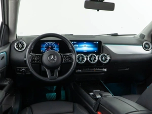 Хетчбэк Mercedes-benz B-класс 2019 года, 1897077 рублей, Москва