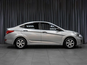 Седан Hyundai Solaris 2013 года, 779000 рублей, Тюмень