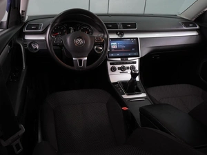 Седан Volkswagen Passat 2012 года, 1113000 рублей, Воронеж